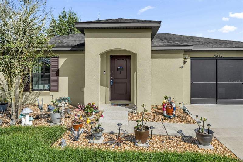 2 bedroom Single Family Residence at 26448 Bertram Road, Hill N Dale The Village, Brooksville — photo 2