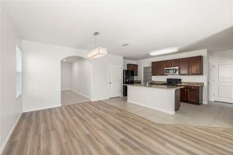 7789 Tuscan Bay Circle, Wesley Chapel FL - photo 10 of 74