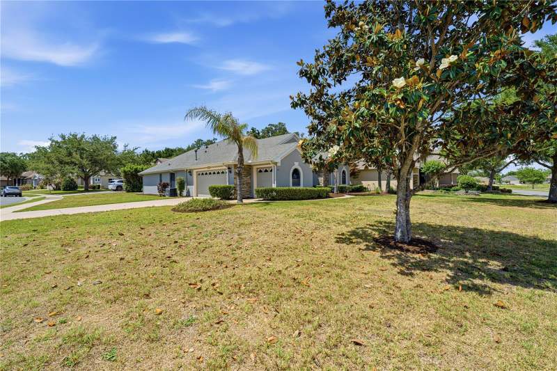 3 bedroom Single Family Residence at 8061 Waterbury Way, Mount Dora Lakes Mount Dora Ph 01, Mount Dora — photo 4
