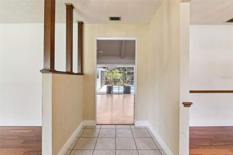 211 Hickory Drive, Longwood FL - photo 7 of 77