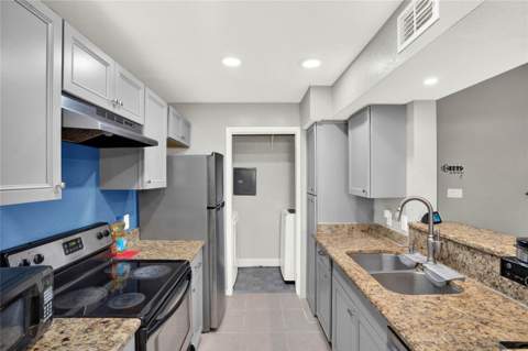 5545 Devonbriar Way #I201, Orlando FL - photo 10 of 35