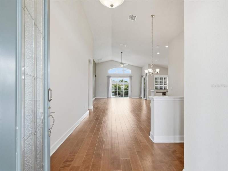 4 bedroom Single Family Residence at 2514 Summerdale Court, Countryside Cove, Clearwater — photo 3