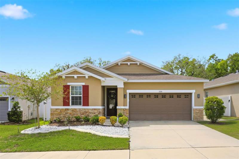 4 bedroom Single Family Residence at 5256 Meadow Song Drive, Spring Creek, Okahumpka — photo 2