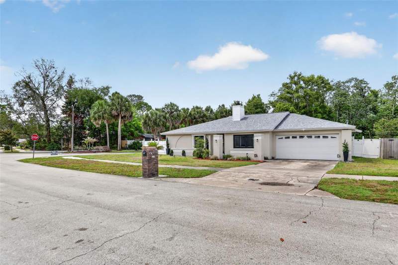 3 bedroom Single Family Residence at 575 Tiberon Cove Road, Tiberon Cove, Longwood — photo 5