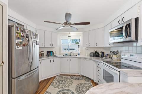 2049 Manoa Drive, Holiday FL - photo 9 of 29