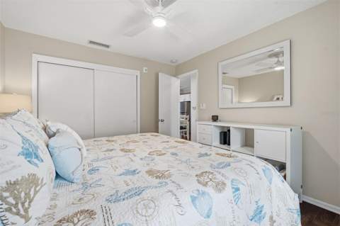 5117 Salmon Drive #B, St Petersburg FL - photo 14 of 57