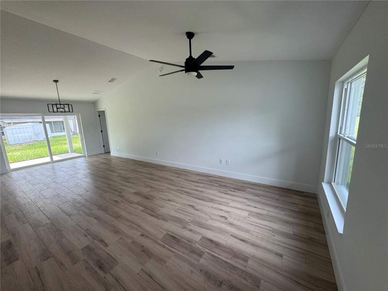 3 bedroom Single Family Residence at 7 Pine Trce, Silver Springs Shores, Ocala — photo 2