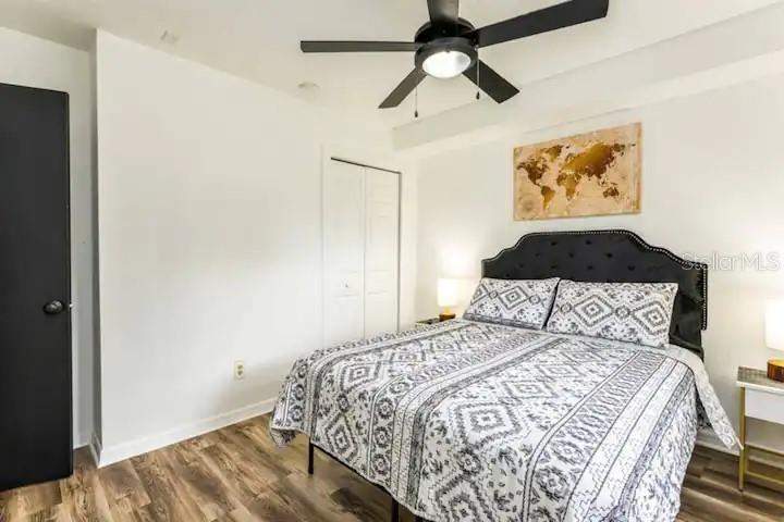 4 bedroom Single Family Residence at 2301 Carlton Drive, Cloverlawn, Orlando — photo 5