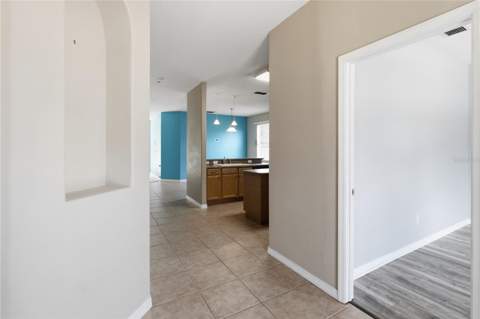 6658 Lake Pembroke Place, Orlando FL - photo 7 of 56