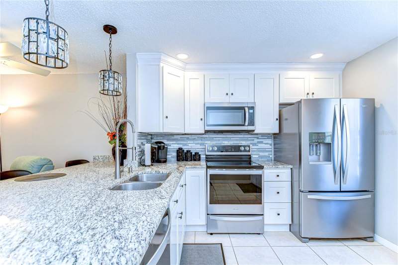 2 bedroom Condominium at 13870 Oakwood Lane #13870, Mission Oaks Condo, Seminole — photo 3