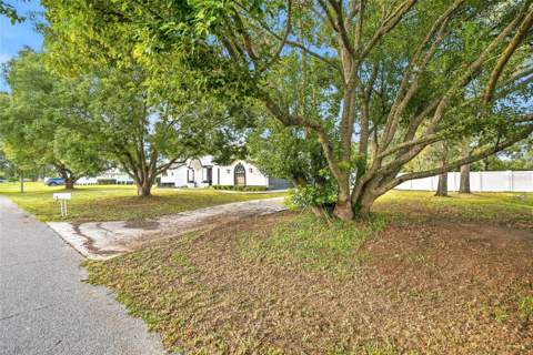 15151 Eastwood Trail, Brooksville FL - photo 8 of 48