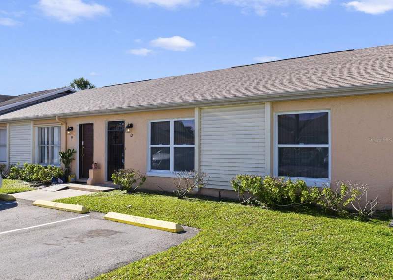 2 bedroom Villa at 67 E COUNTRY COVE WAY, COUNTRY COVE VILLAS, KISSIMMEE — photo 1