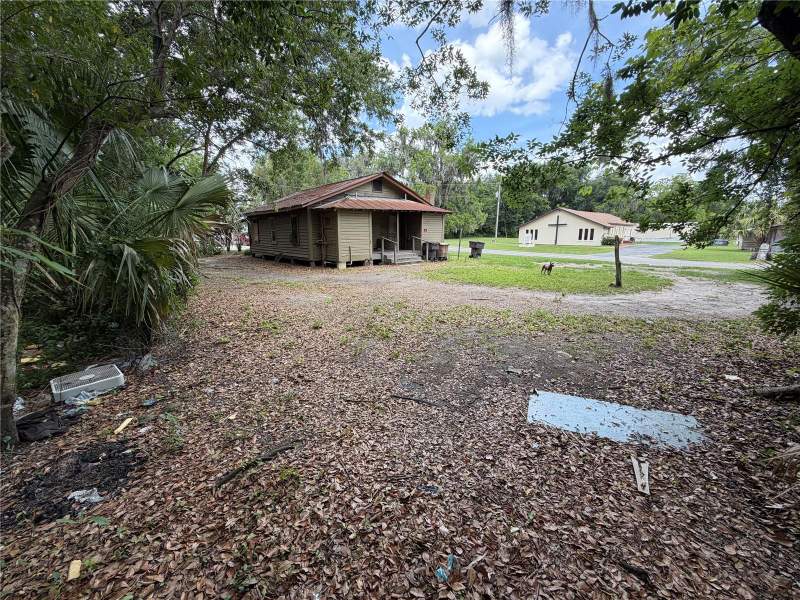 2 bedroom Half Duplex at 727 NW 7th Avenue, Dunns NW Add, Ocala — photo 2