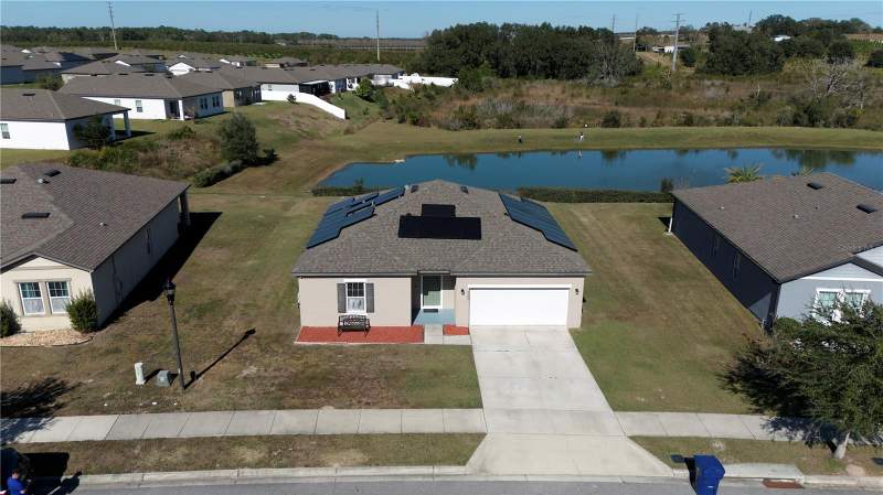 3 bedroom Single Family Residence at 16402 Blooming Cherry Drive, Cherry Lake Landing Rep Sub, Groveland — photo 2