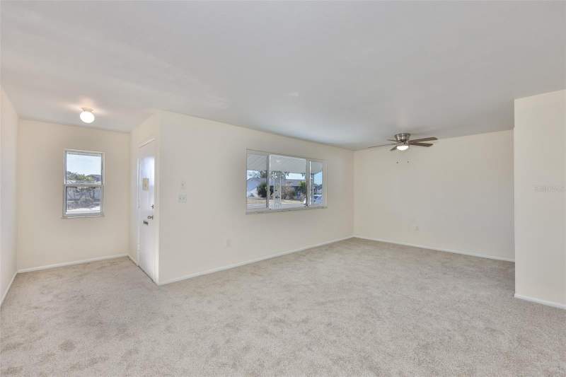2 bedroom Single Family Residence at 703 Bel Air Avenue, Del Webbs Sun City Florida Un, Sun City Center — photo 2