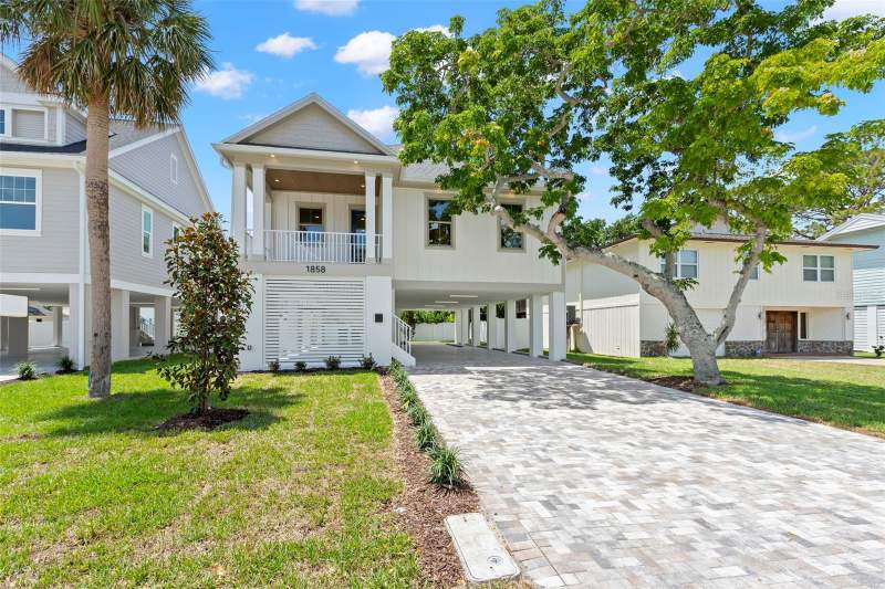4 bedroom Single Family Residence at 1858 Mississippi Avenue, Shoreacres Center, St Petersburg — photo 2