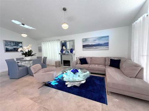 8587 Sunrise Key Drive, Kissimmee FL - photo 9 of 48