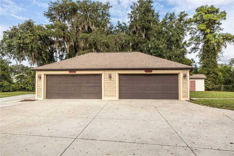 3 bedroom Single Family Residence at 6014 W SR 44, Lake Panasoffkee, Lake Panasoffkee — photo 2