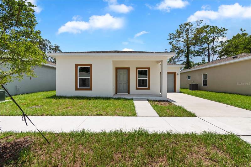5017 FINDERS COURT home for sale in Knoll Pine