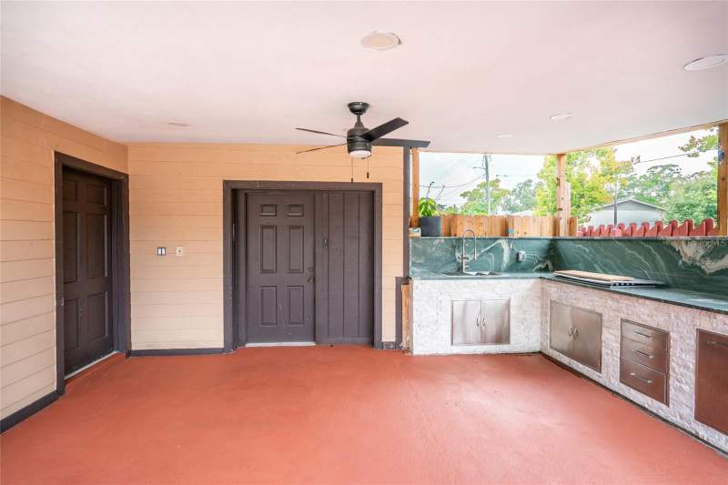 3 bedroom Single Family Residence at 9241 N 52nd Street, Shaver Weisser Homes Subdivisi, Tampa — photo 5