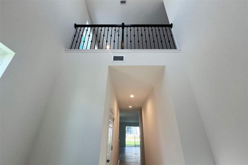 4 bedroom Single Family Residence at 7052 Rolling Leaf Road, Trinity Lakes Phase 4, Groveland — photo 2