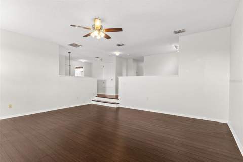 7860 Atwood Drive, Wesley Chapel FL - photo 14 of 35