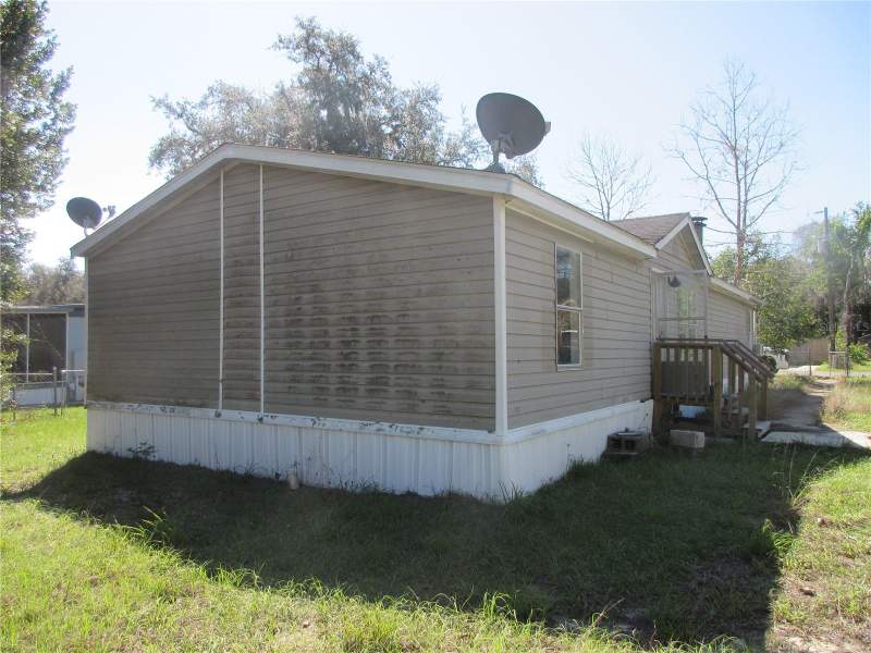 4 bedroom Manufactured Home at 18601 SE 24th Lane, East Marion Estate, Ocklawaha — photo 2