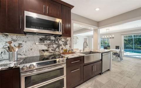 121 Holly Avenue, Sarasota FL - photo 18 of 41