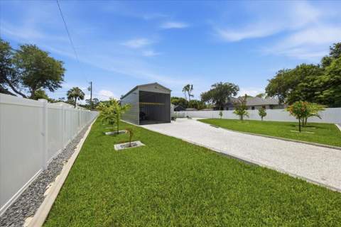 17432 Shirley Avenue, Port Charlotte FL - photo 11 of 63