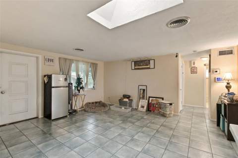 2236 Alice Road, Sarasota FL - photo 9 of 31