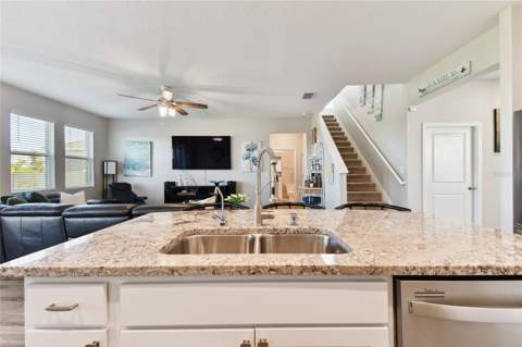 10741 Charlotte Drive, Parrish FL - photo 14 of 83
