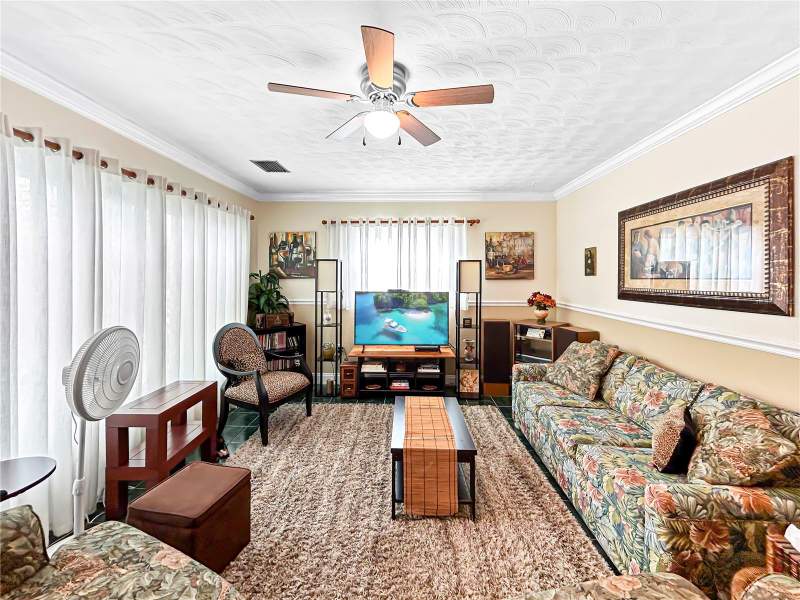 3 bedroom Single Family Residence at 2501 32nd Avenue, Twenty-Sixth Street Add, Bradenton — photo 3