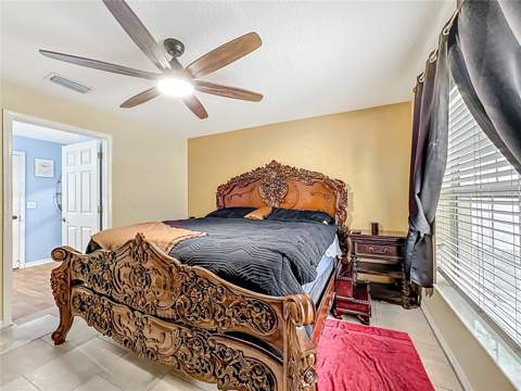 11112 Hidden Breeze Drive, Wimauma FL - photo 8 of 41