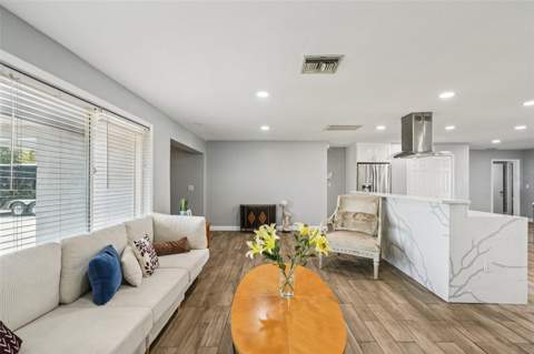 6010 Bayou Grande Boulevard, St Petersburg FL - photo 7 of 53