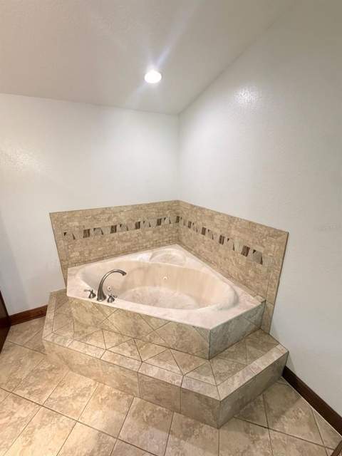 1150 Magnolia Drive, Altamonte Springs FL - photo 13 of 26