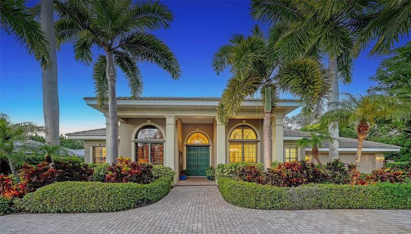 3 bedroom Single Family Residence at 1875 Oleander Street, Poinsettia Park 2, Sarasota — photo 2