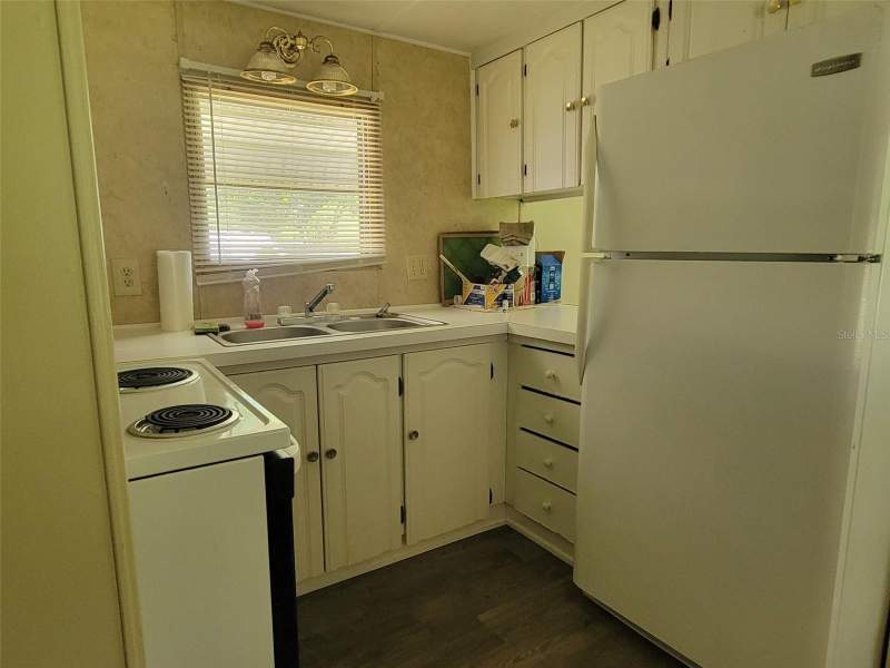2 bedroom Mobile Home at 3399 SE 93rd Place, Big Rdg Acres, Ocala — photo 4