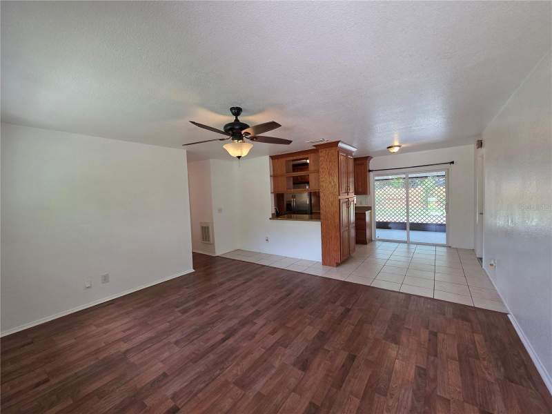 3 bedroom Single Family Residence at 5809 Half Moon Lake Road, Keystone Park Colony Sub, Tampa — photo 3