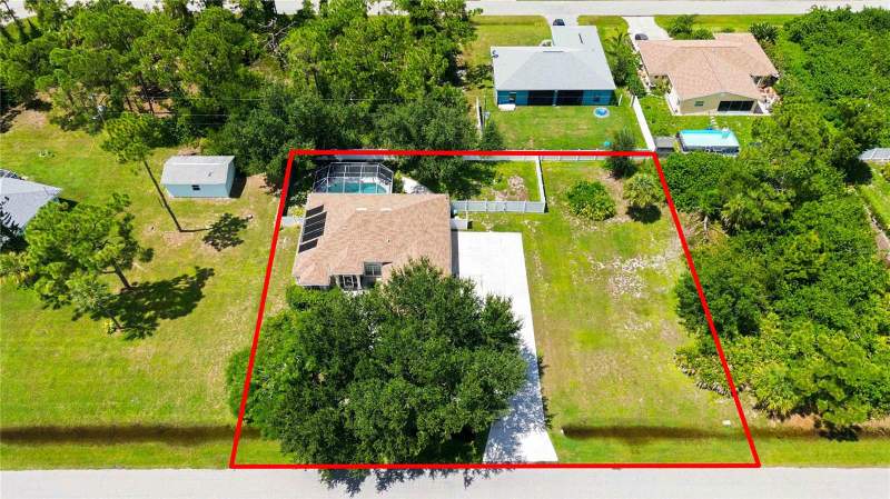 3 bedroom Single Family Residence at 5335 Bryan Terrace, Port Charlotte Sec 053, Port Charlotte — photo 2