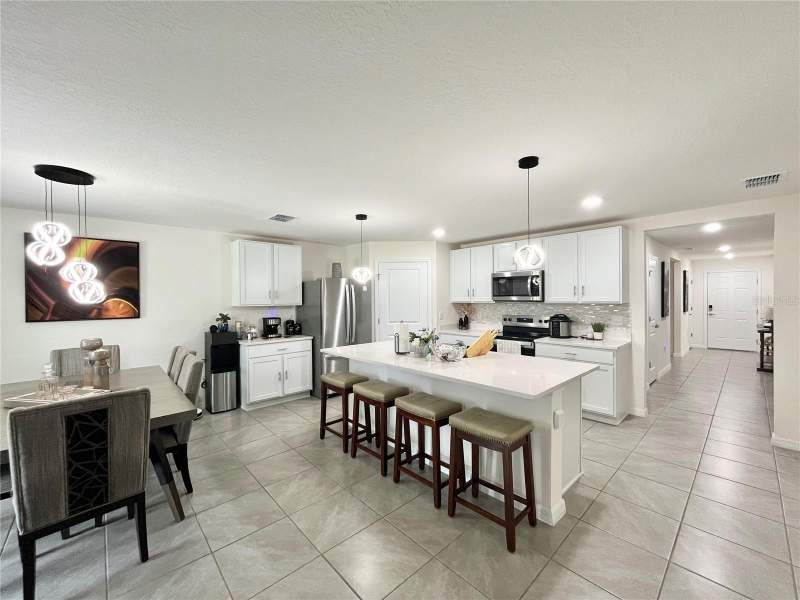 4 bedroom Single Family Residence at 2874 SW 165th Street Road, Marion Oaks Un 04, Ocala — photo 4