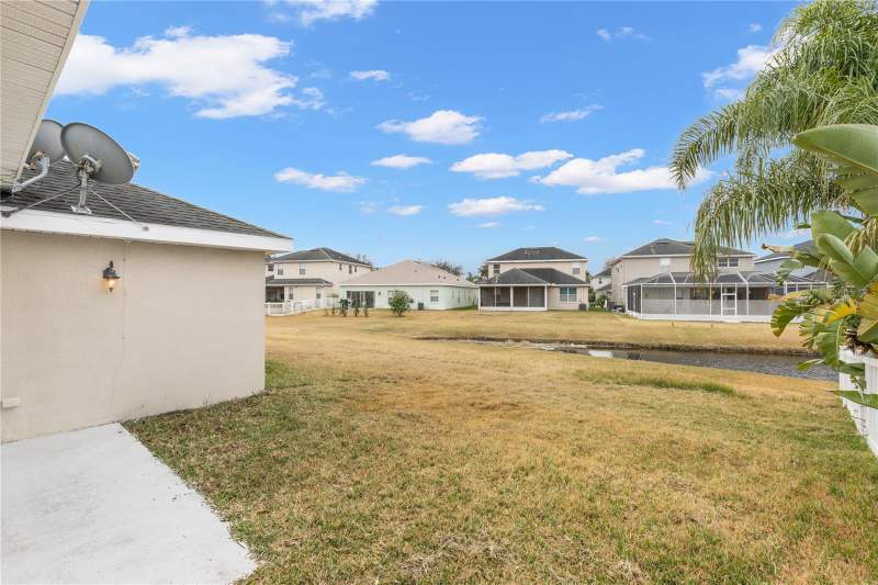 4 bedroom Single Family Residence at 20011 Nob Oak Avenue, Live Oak Preserve Ph 1B Village, Tampa — photo 2