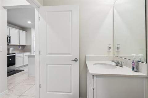 5016 Blue Hammock Court, Kissimmee FL - photo 18 of 81