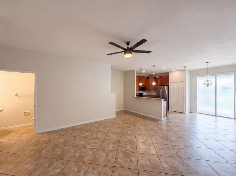 3 bedroom Townhouse at 13717 Rosette Road, Verandah Twnhms, Hudson — photo 3