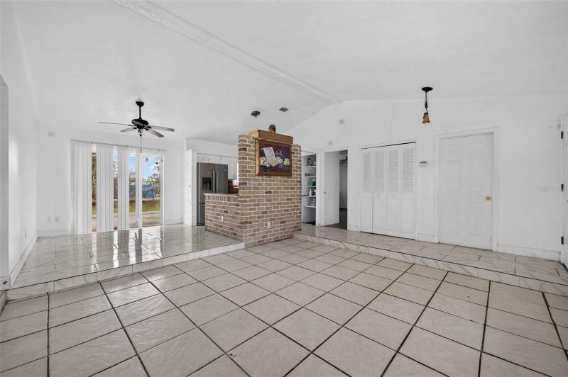 3 bedroom Single Family Residence at 6109 ZONNA AVENUE, LAKE SPARLING HEIGHTS, ORLANDO — photo 4