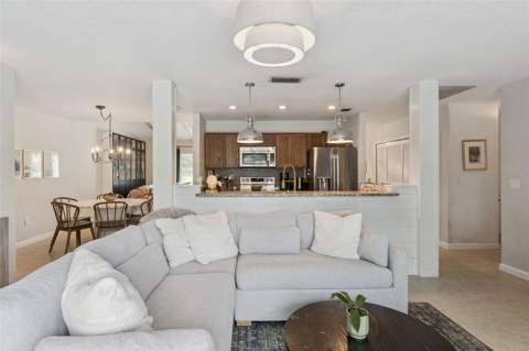 1069 Glenharbor Circle, Winter Garden FL - photo 6 of 6