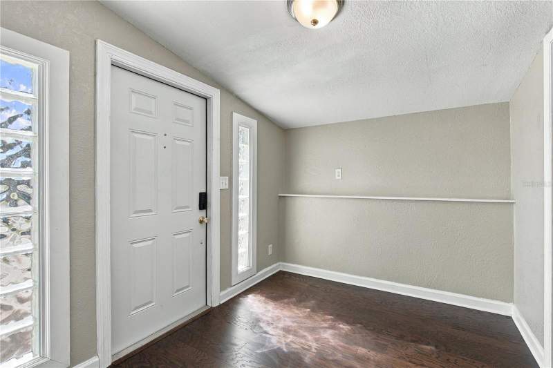 3 bedroom Single Family Residence at 7301 51st Avenue, Pine View Manor, St Petersburg — photo 5