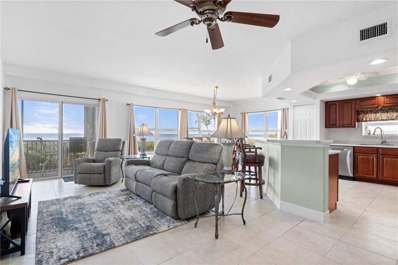 2 bedroom Condominium at 101 N Marion Court #114, Points West Ph 01 Bldg 01, Punta Gorda — photo 4