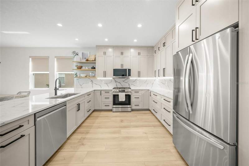4 bedroom Single Family Residence at 4707 Garden Arbor Way, Arbor Reserve, Bradenton — photo 4