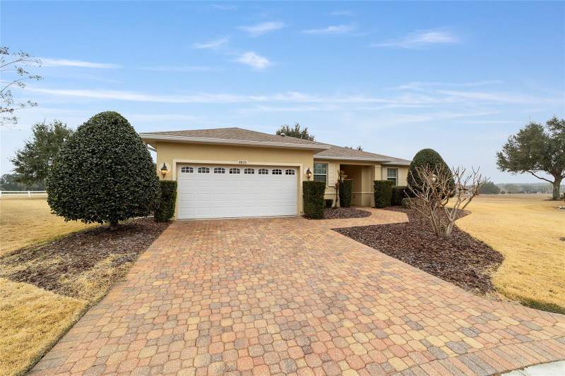 3 bedroom Single Family Residence at 8835 SW 83rd Court Road, Candler Hills East, Ocala — photo 2