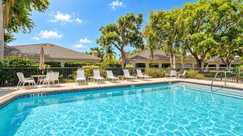 3814 Oakley Greene #27, Sarasota FL - photo 6 of 37